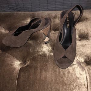 Pelle Moda Open Toed Pumps